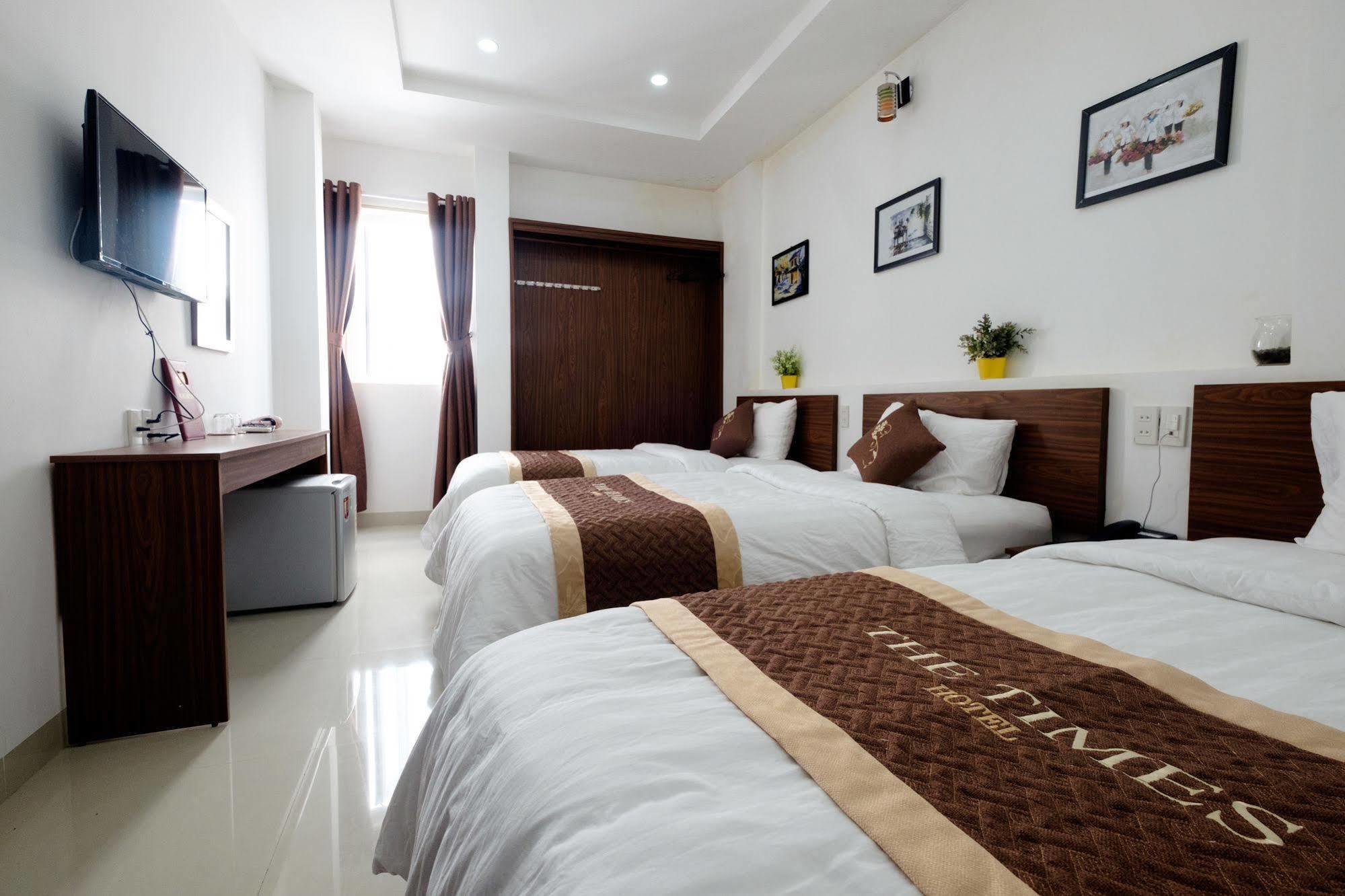 The Times Hotel Hue Exterior foto